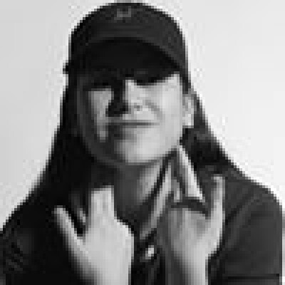 Juul  zoekt een Kamer / Studio / Woonboot in Amsterdam