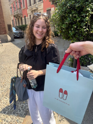 Emily is looking for a Room / Apartment / Rental Property / Studio in Amsterdam