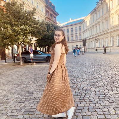 Dalia zoekt een Kamer / Appartement / Huurwoning / Studio in Amsterdam