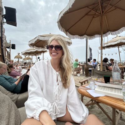 Julia is looking for a Room / Apartment / Rental Property / Studio / HouseBoat in Amsterdam