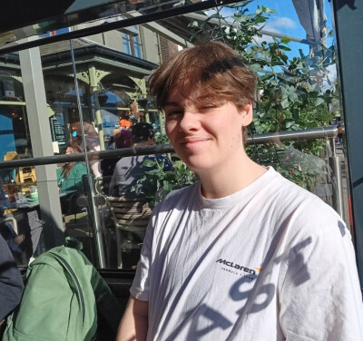 Charlie zoekt een Kamer / Appartement / Huurwoning in Amsterdam
