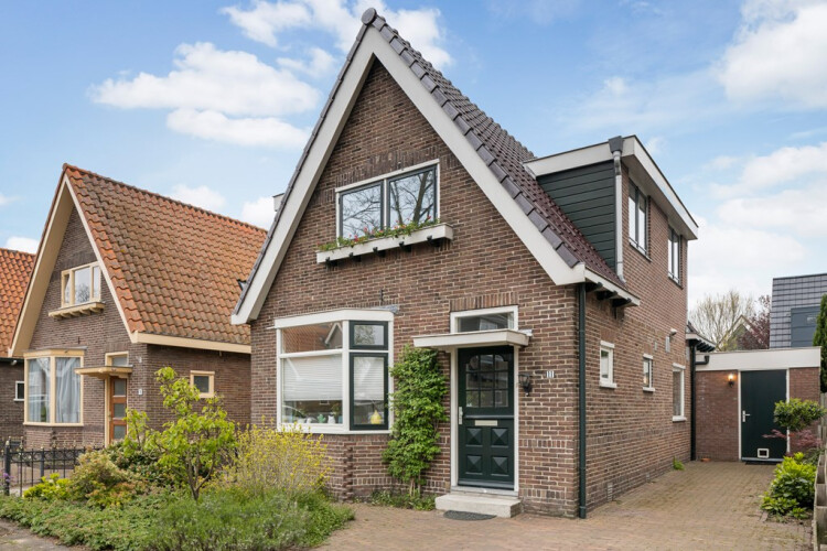 Woonhuis aan Van Zeggelaarstraat 11, Amsterdam