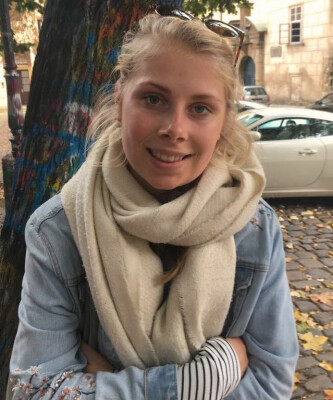 Rosalie zoekt een Kamer / Appartement / Huurwoning in Amsterdam