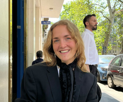 Emma zoekt een Woonboot in Amsterdam